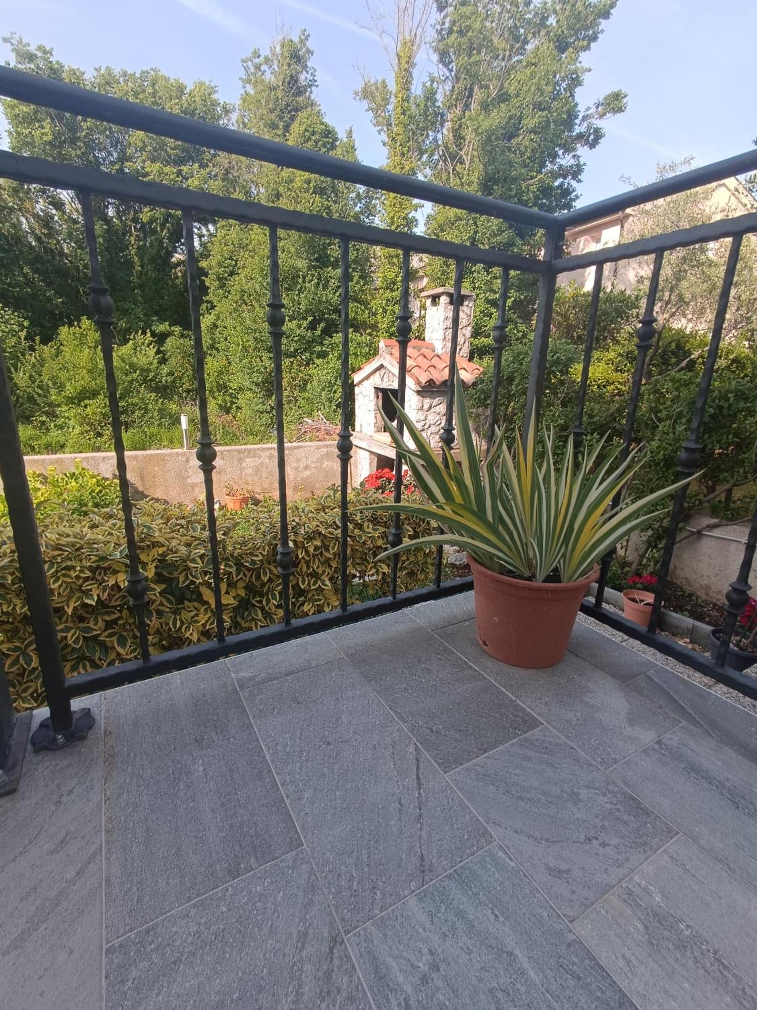 Apartments Kraljic I Baška Kültér fotó